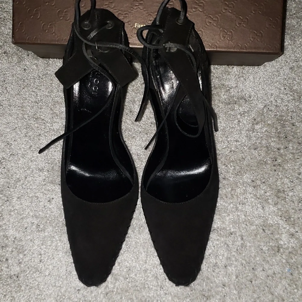 Gucci Suede Heels size 9 1/2 - Picture 2 of 9